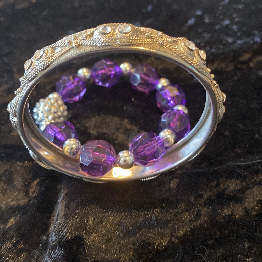 Bracelets - Picture 4 of 4
